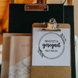 Postkarte "behütet & gesegnet"