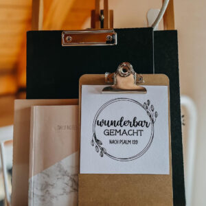 Postkarte "wunderbar gemacht"